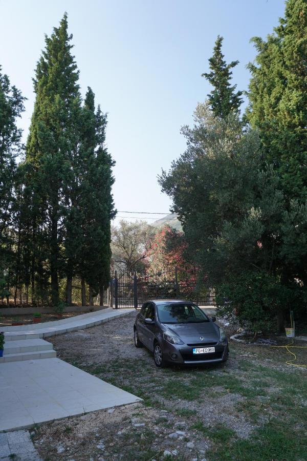 Ruza Vetrova Apartment Bar Exterior photo